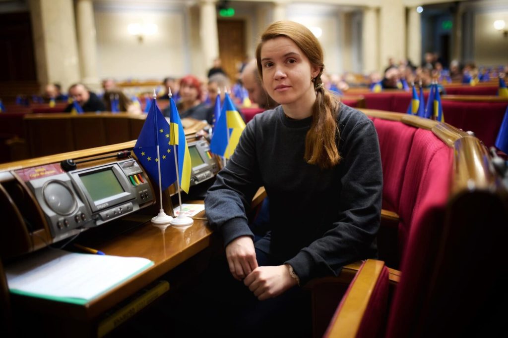 Мар'Яна Безугла Особисте Життя: Детальний Огляд Біографії та Кар'єри