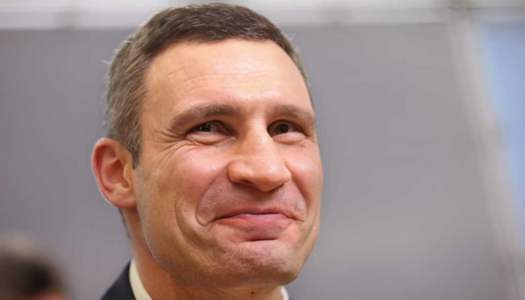 Настоящая Фамилия Кличко: подробности биографии и карьеры братьев-боксеров